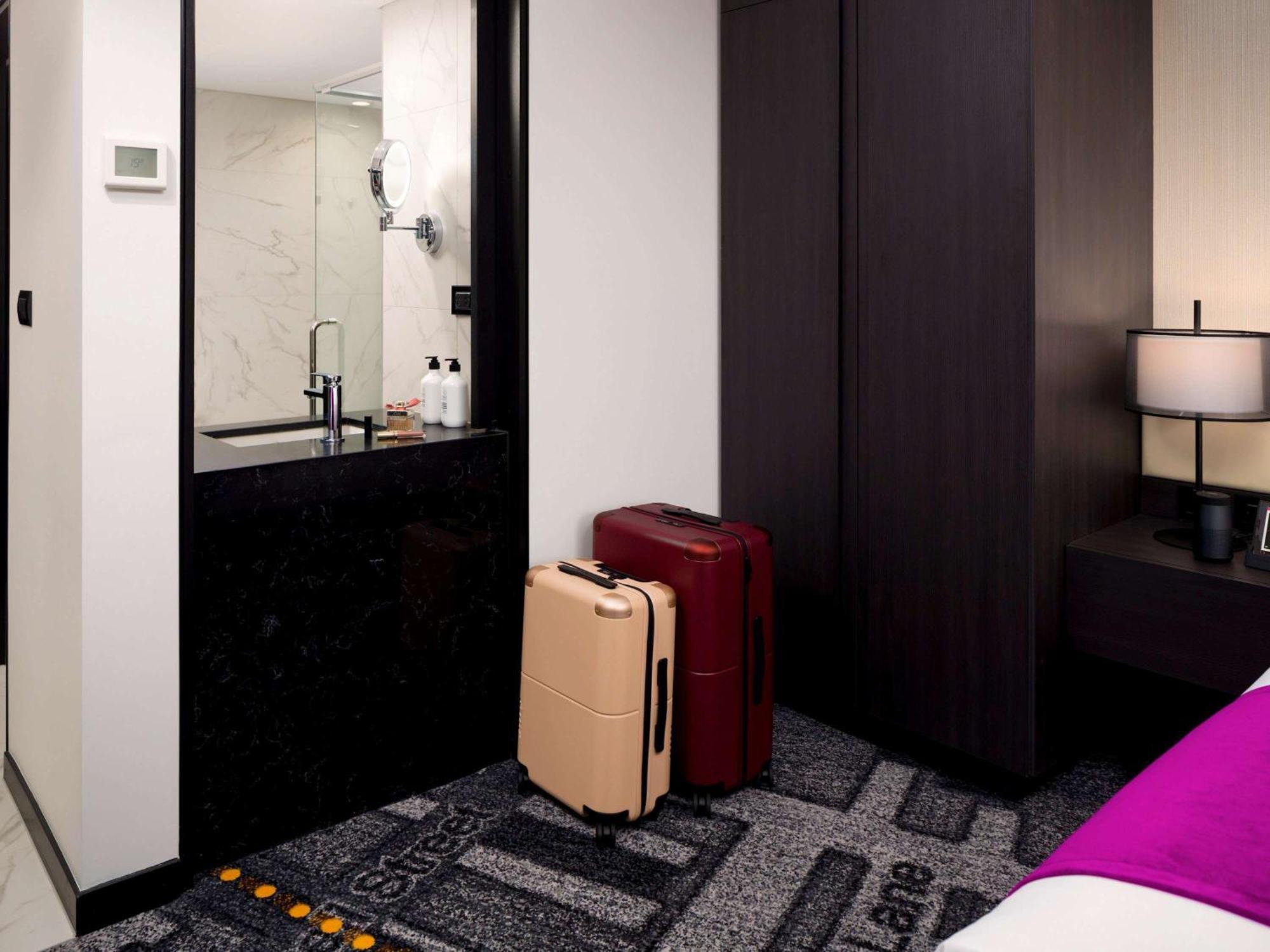 Pullman Melbourne City Centre Exteriör bild A room at the hotel