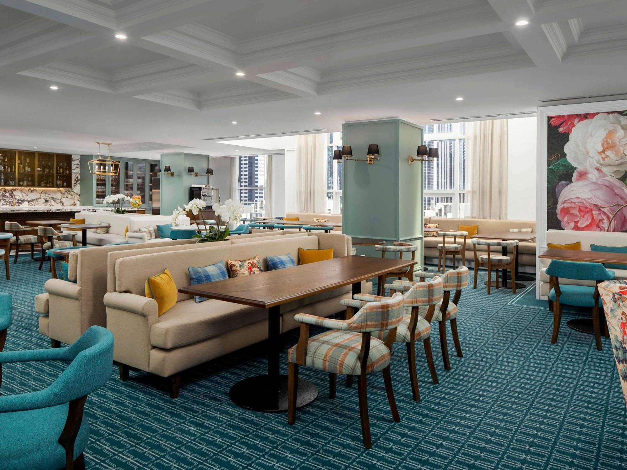 Pullman Melbourne City Centre Exteriör bild The Rose Club